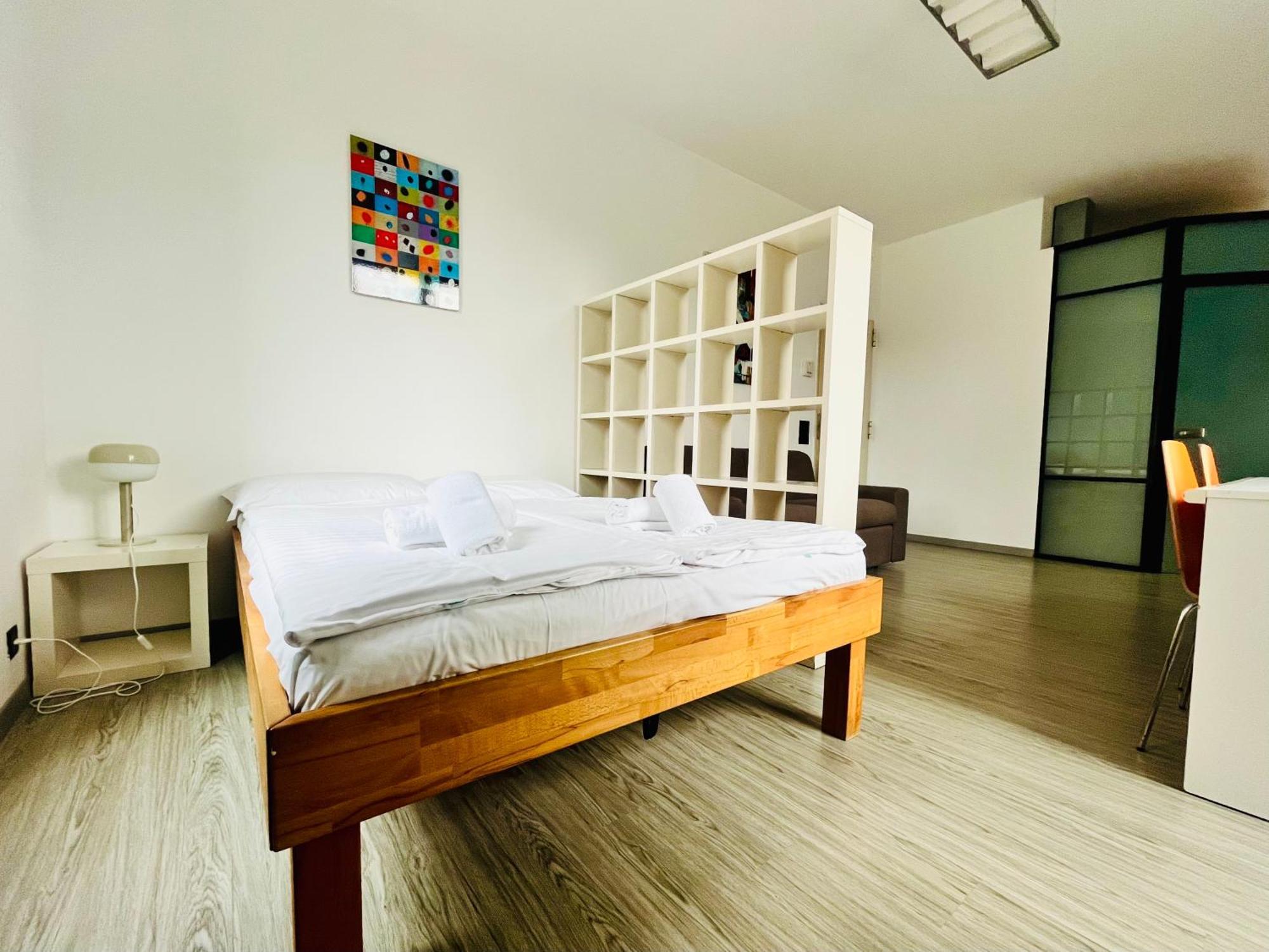 Apart-hotel By Lr - Self Check In Lugano